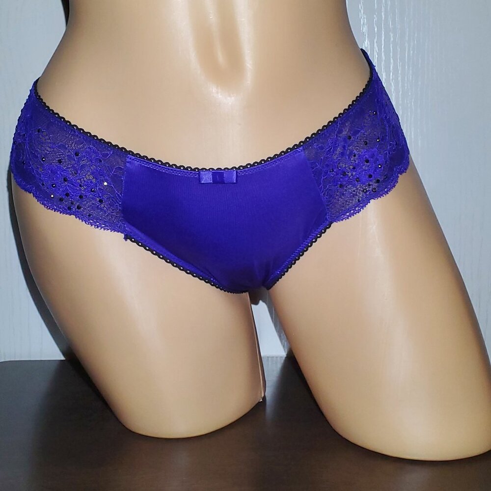 Victoria's Secret Panties. New with Tags Size Medium.